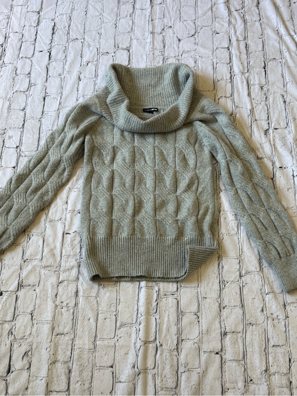 Grey long sleeve